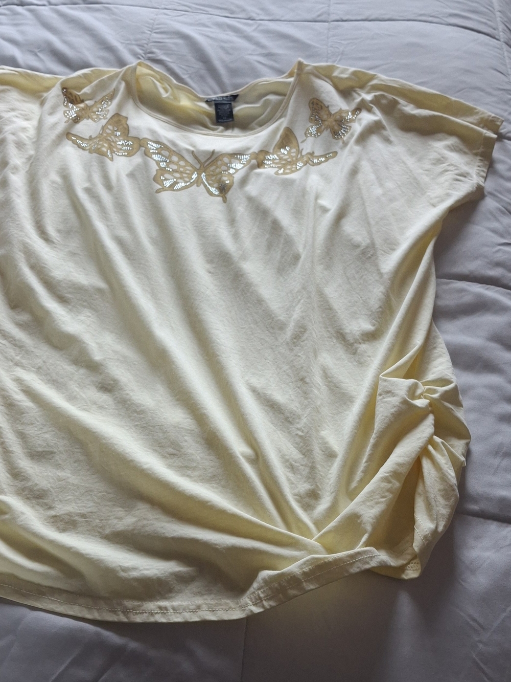 Apt. 9 Yellow Cream Short Sleeve Top with Gold Sequin Butterflies